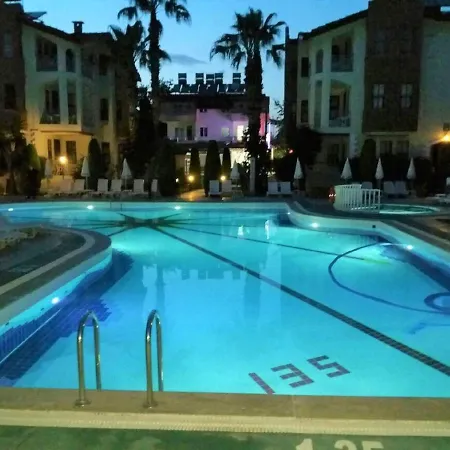 Popular 1 Bed Apart In With Many On Site Amenities Facilities * シダ