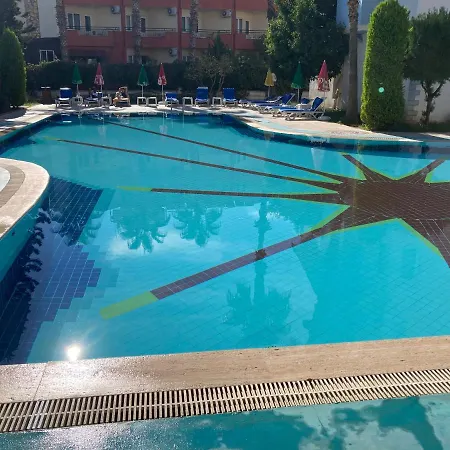 Popular 1 Bed Apart In With Many On Site Amenities Facilities Side